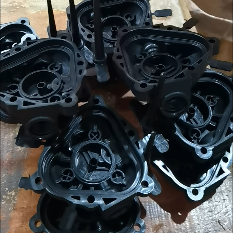 Precision Plastic Injection Molding Services for Custom Manufacturing