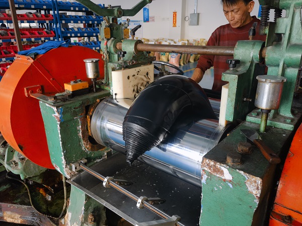 We can supply oem to manufacturer all kinds of silicon products.