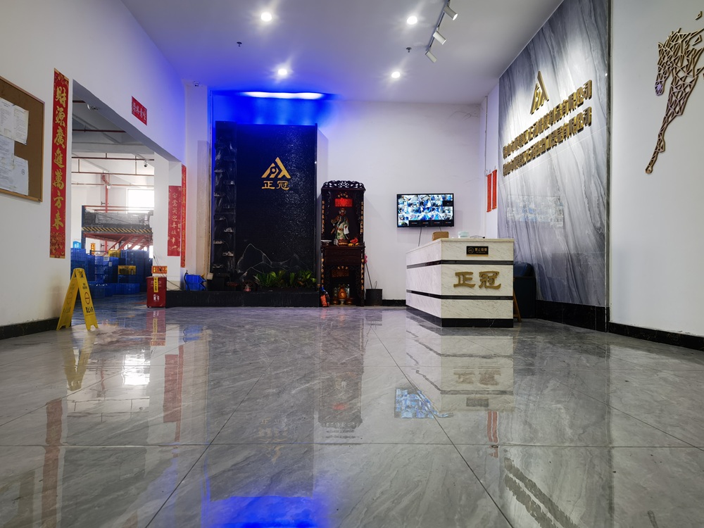 May 2025 end in peace and 2026 start with good luck.