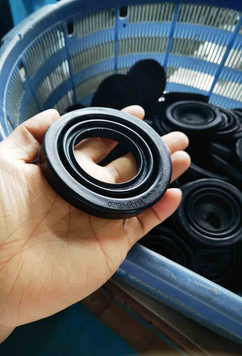 Heavy-Duty High-Temperature Resistant Automotive Silicone Dust Boot